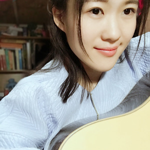 美女自己扒开内👙结男生看个够
